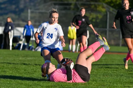 Rivalry matchup between Central Mountain, Shore girls soccer ends in 2-2 tie